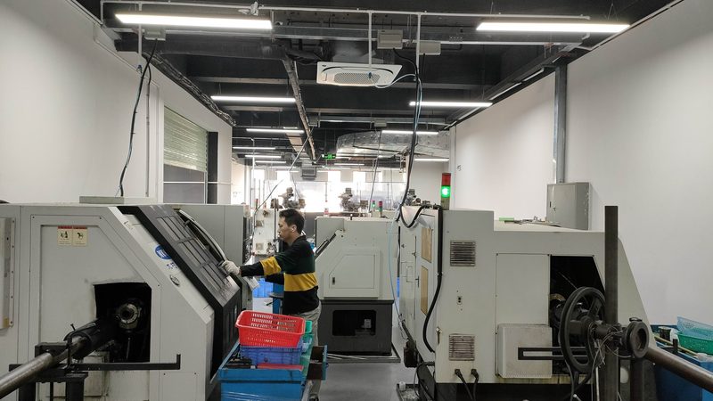 三轴数控系统的性价比陷阱：别让价格蒙住你的加工精度