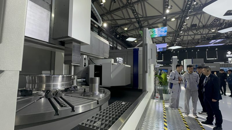 五轴加工中心：揭秘其型号与参数背后的奥秘